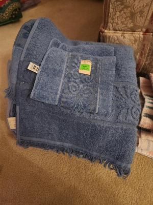 Blue Towel Set