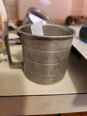 Metal Measuring Cup