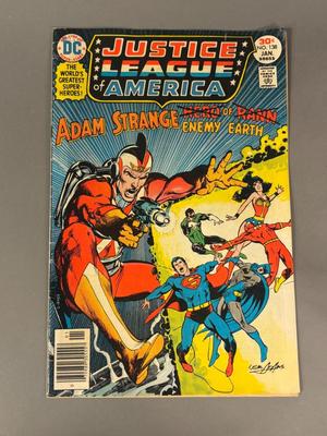 Justice League of America - Adam Strange "Enemy of Earth" - Vintage Comic Book