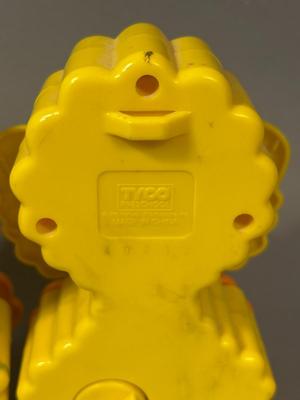 Lot of Two (2) - Wind Up Vintage 90s Baby Big Bird By ILLCO Musical Peek-A-Boo - Sesame Street