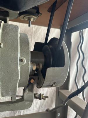 Consew 332R Double Needle Industrial Sewing Machine