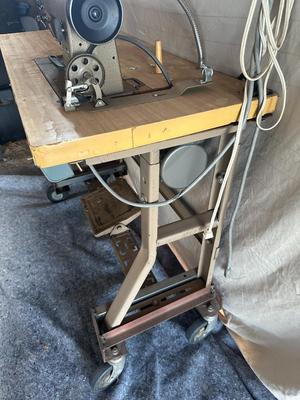 COLUMBIA N430-2 Sewing Machine, 115 Volt, 60 Hz