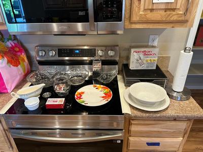 MISC KITCHEN ITEMS