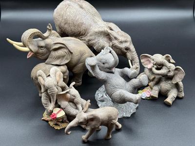 Elephant figurines lot