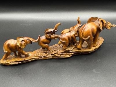 Wood elephant family