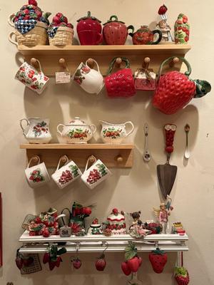All-things-strawberry! lot