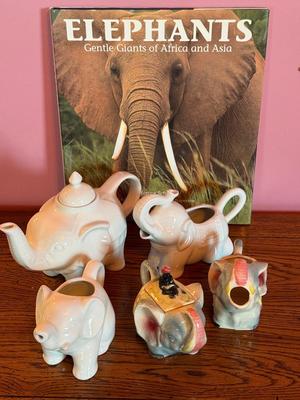 Sale Photo Thumbnail #163: Please see all pictures as they are the best representation of the items. The pictures show condition and what is included in the lot. All items unless noted, are pre-owned and have been used. *If you purchase furniture, you MUST bring help. We do not all