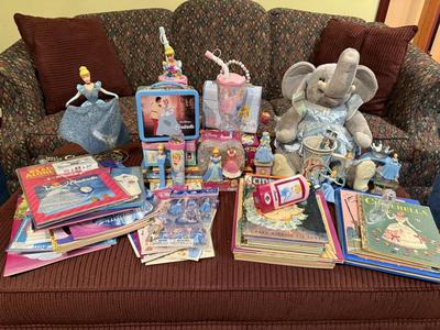 Sale Photo Thumbnail #200: Please see all pictures as they are the best representation of the items. The pictures show condition and what is included in the lot. All items unless noted, are pre-owned and have been used. *If you purchase furniture, you MUST bring help. We do not all