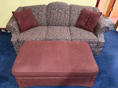 Sale Photo Thumbnail #201: Please see all pictures as they are the best representation of the items. The pictures show condition and what is included in the lot. All items unless noted, are pre-owned and have been used. *If you purchase furniture, you MUST bring help. We do not all