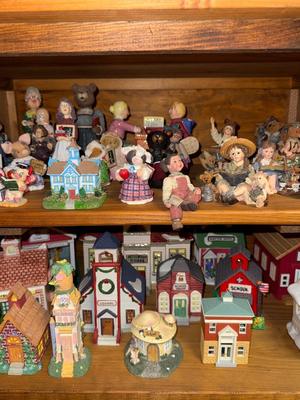 Sale Photo Thumbnail #255: Please see all pictures as they are the best representation of the items. The pictures show condition and what is included in the lot. All items unless noted, are pre-owned and have been used. *If you purchase furniture, you MUST bring help. We do not all