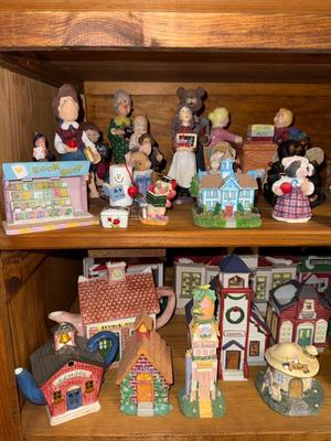 Sale Photo Thumbnail #254: Please see all pictures as they are the best representation of the items. The pictures show condition and what is included in the lot. All items unless noted, are pre-owned and have been used. *If you purchase furniture, you MUST bring help. We do not all