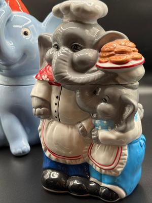 Lot of 3 Cookie Jars