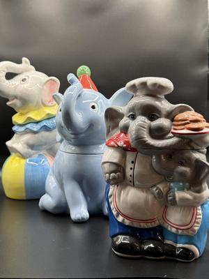 Lot of 3 Cookie Jars