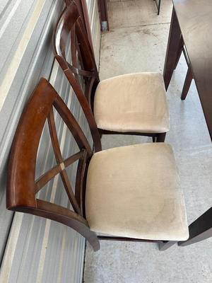 COUNTER HEIGHT DINING TABLE W/BUTTERFLY LEAF AND 8 CHAIRS PLUS A REMOVABLE LAZY SUSAN