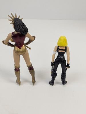 The Tick Captain Liberty 6.5" Action Figure N2 Toys 2001 & Warrior Nun Areala Shotgun Mary Action Figure 1997 Antarctic Press