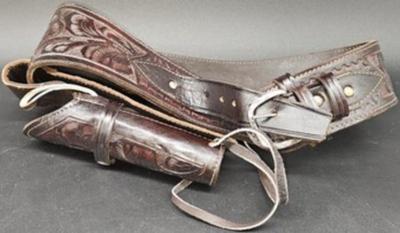 Leather Western Style Holster For Revolver #1 Of 2 - (T1)