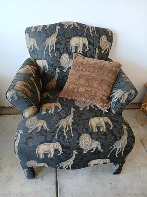 Safari-Inspired Upholstered Armchair with Pillow
