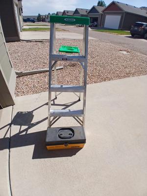 Like new Werner 4' Aluminum Step Ladder & Tool Set
