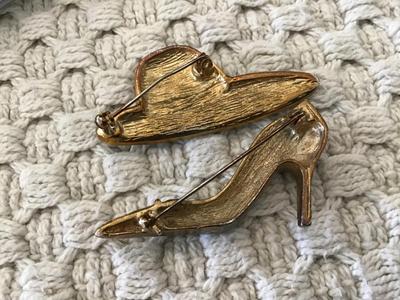 Blue Enamel Rhinestone Heel and Hat Set Brooch