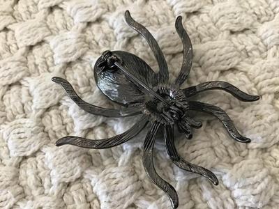 Fashion Spider Brooch