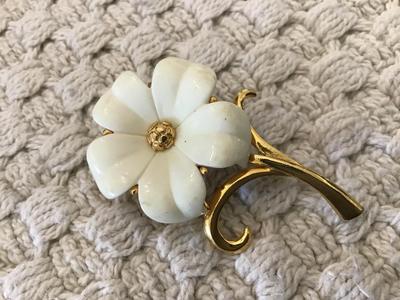 Vintage Monet Brooch