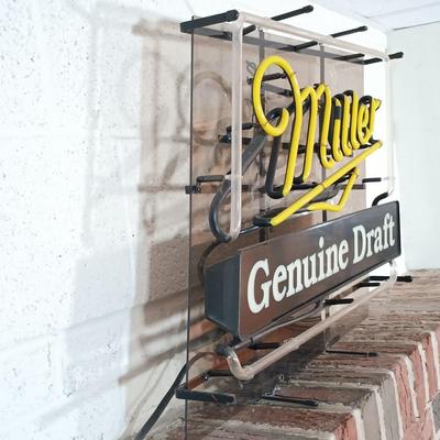 LOT 227: Miller Genuine Draft 1991 Neon Sign