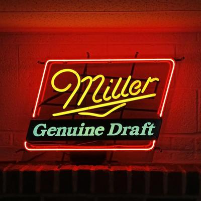 LOT 227: Miller Genuine Draft 1991 Neon Sign