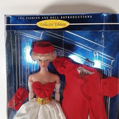 LOT 304: Barbie 1995 Dress Up Game with (2) Silken Flame 1997 Reproduction Barbies & Barbie 1991 Mermaid