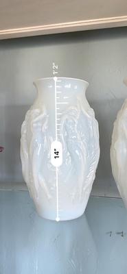 Decor - Sabino Vase WWII Era 14" Antique XL= Gloss finish -Part of an Unmatched Pair 14" tall Gloss finish.