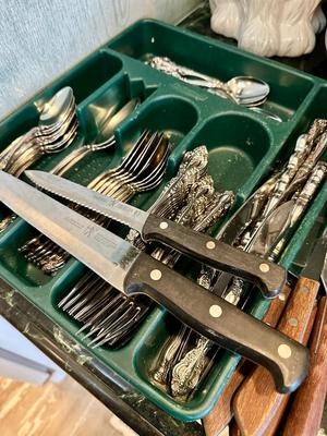 Kitchen Lot 12- Left Side of Stove top display includes Oneida, Knives & InstaPot