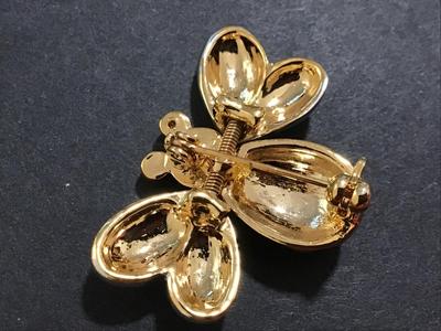 Flutter Wing Bumblebee Pin
