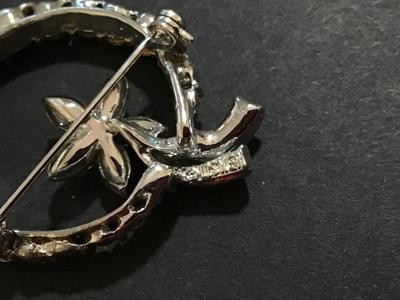 Lisner Rhinestone Brooch