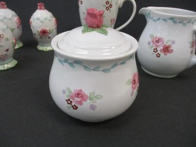 15 Pieces Pfaltzgraff The Rose Collection Shakers Creamer & Sugar & 9 Cups