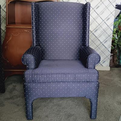 LOT 24L: Pair of Bernhardt Furniture Wing Back Arm Chairs