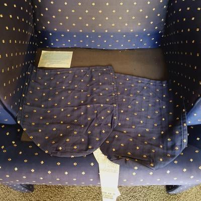 LOT 24L: Pair of Bernhardt Furniture Wing Back Arm Chairs