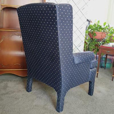 LOT 24L: Pair of Bernhardt Furniture Wing Back Arm Chairs