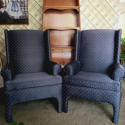 LOT 24L: Pair of Bernhardt Furniture Wing Back Arm Chairs