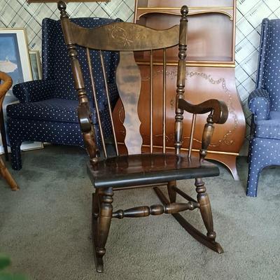 LOT 25L: MCM Table Lamp, Georgian-Style Side Table, Wood Rocking Chair & Candles
