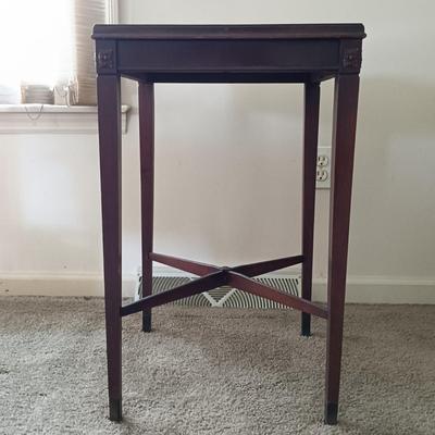 LOT 25L: MCM Table Lamp, Georgian-Style Side Table, Wood Rocking Chair & Candles