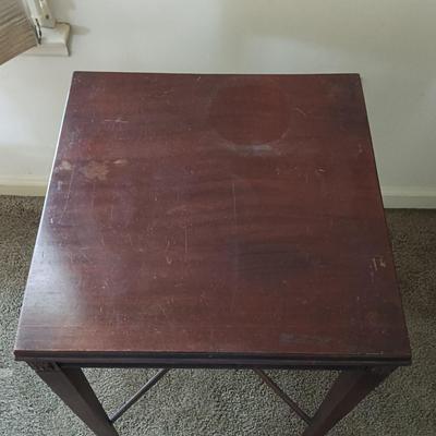 LOT 25L: MCM Table Lamp, Georgian-Style Side Table, Wood Rocking Chair & Candles