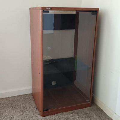 LOT 26L: Sony SU-S2210 Audio Rack