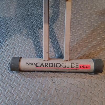 LOT 36B: Weslo Cardio Glide Plus Exercise Machine