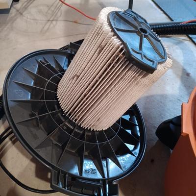 LOT 39B: Ridgid 22.5 Litre Wet / Dry Vaccuum