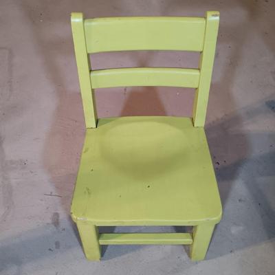 LOT 84B: Collection of Doll and Child-Size Furniture