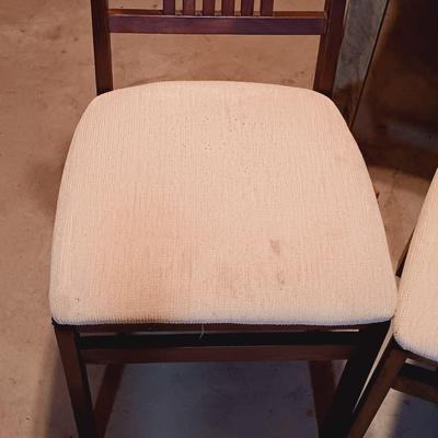 LOT 86B: Set of (6) MCM Stakmore Co Foldable Chairs