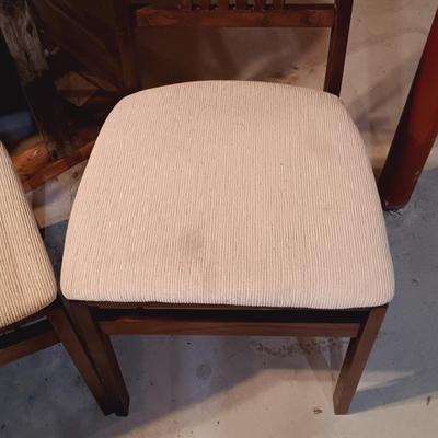 LOT 86B: Set of (6) MCM Stakmore Co Foldable Chairs