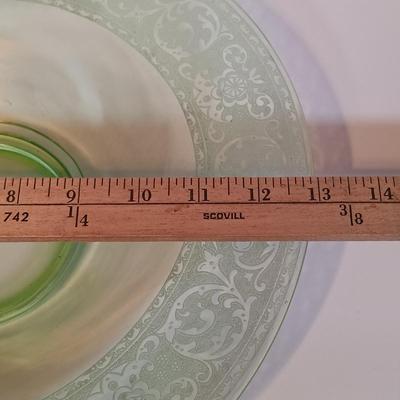 LOT 89B: Uranium Glass Bowl with Pink Depression Glass Plates