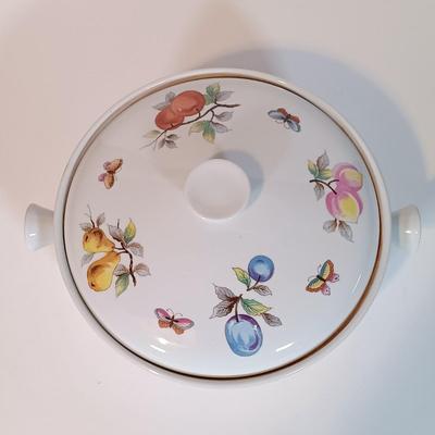 LOT 94B: Andrea by Sadek Casserole Dishes, Indiana Glass Hobnail Plates, Indiana Glass Wild Rose Pattern Plates & More