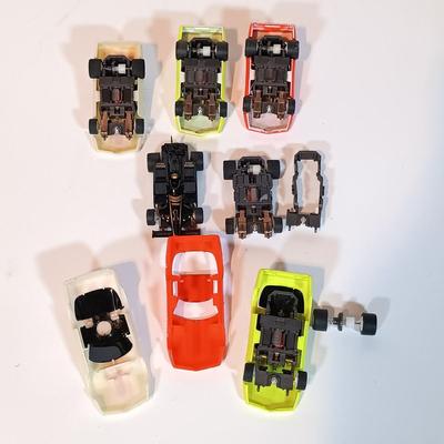 LOT 95B: Tyco Zero Gravity Cliff Hanger Set