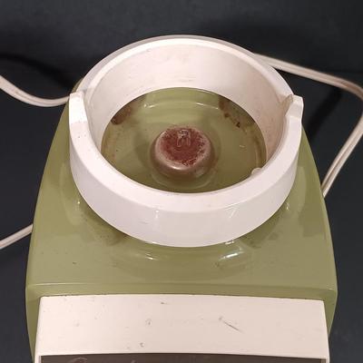 LOT 207K: Vintage Osterizer Imperial Blender